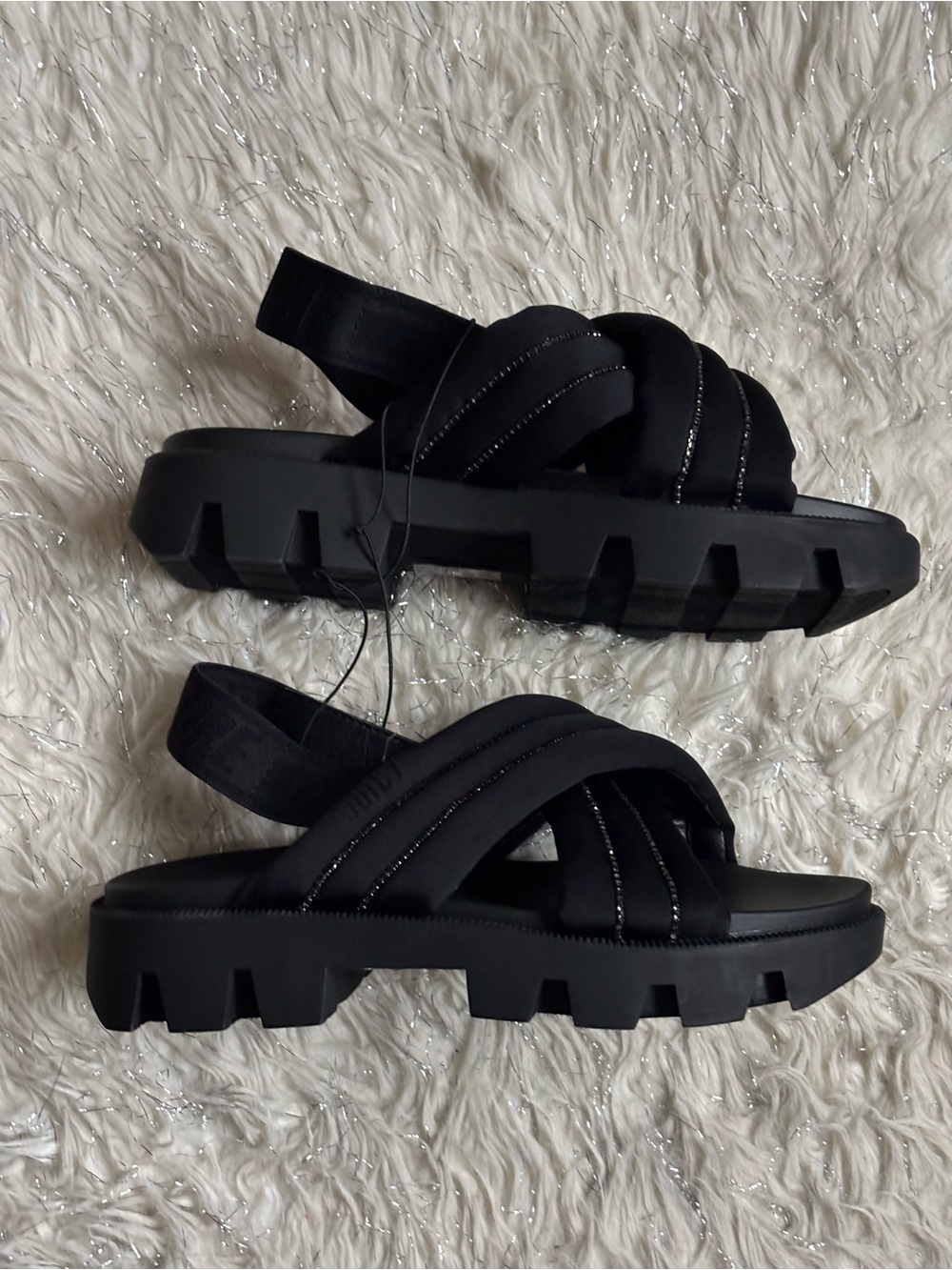 Juicy Couture Black Women’s Crisscross Lug Sole Slingback Umme Sandals Size 8